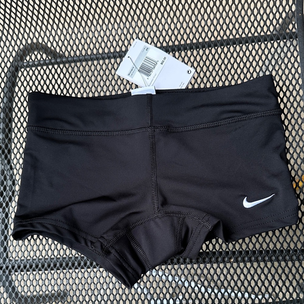 Nike Women's Black Dri Fit Exercise Shorts, XS, NWT